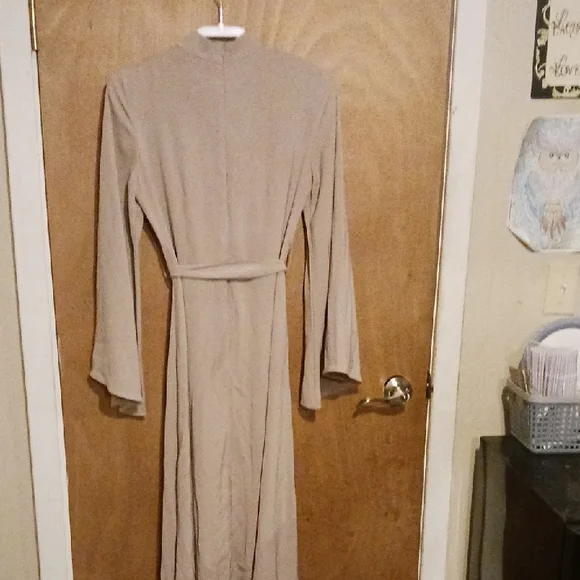 Chic Long Sleeve Beige Dress - Picture 3 of 6